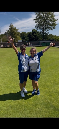 Chris Barradell and Nicola Drew - Our ladies County Pairs Champions!