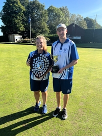 Buxted Park Ladies and Men's Singles Champions 2026 Nicola Drew and Jason Walter